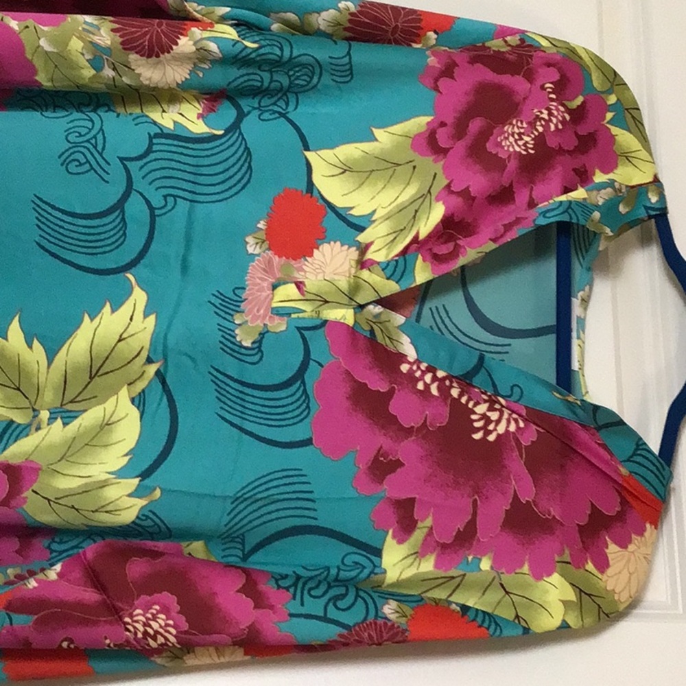 Beautiful Caftan! Two available price each. - Picture 3 of 6